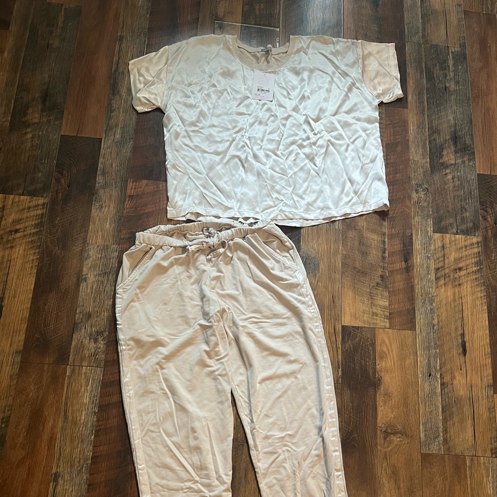 Pj Harlow set